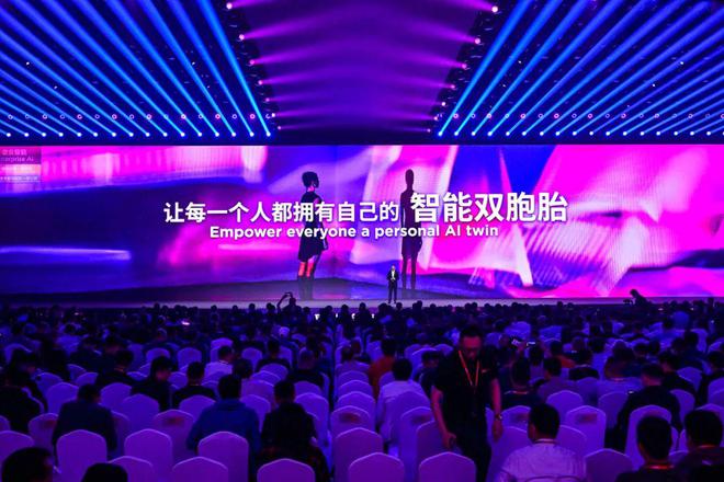 从两大超级智能体窥探联想把握AI新十年的“秘密”